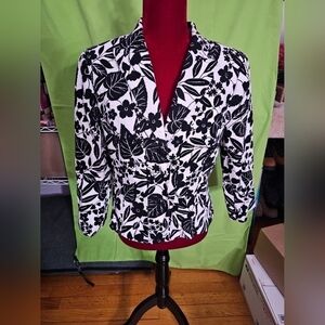 Kate Hill | Black/White  Button Blazer. Sz 10P